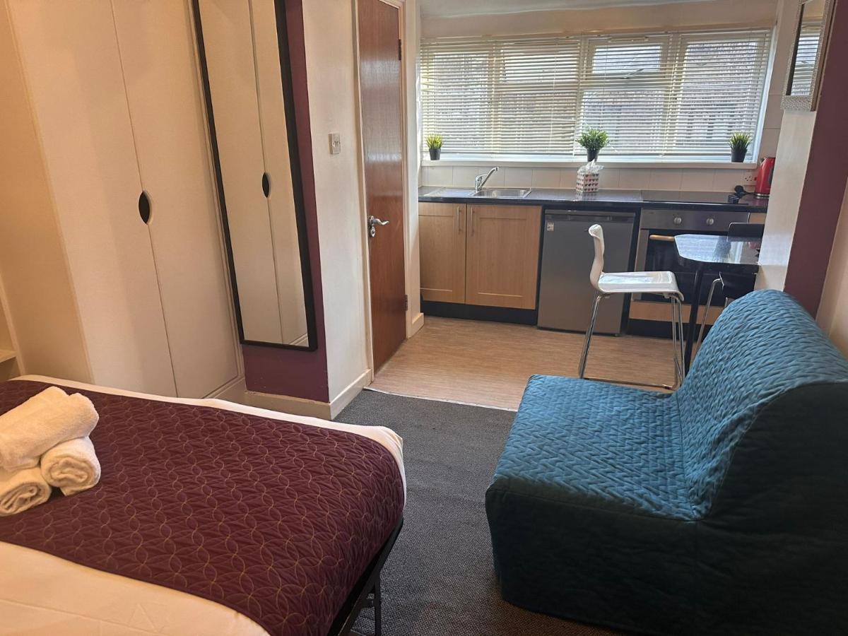 לונדון United Lodge Hotel מראה חיצוני תמונה