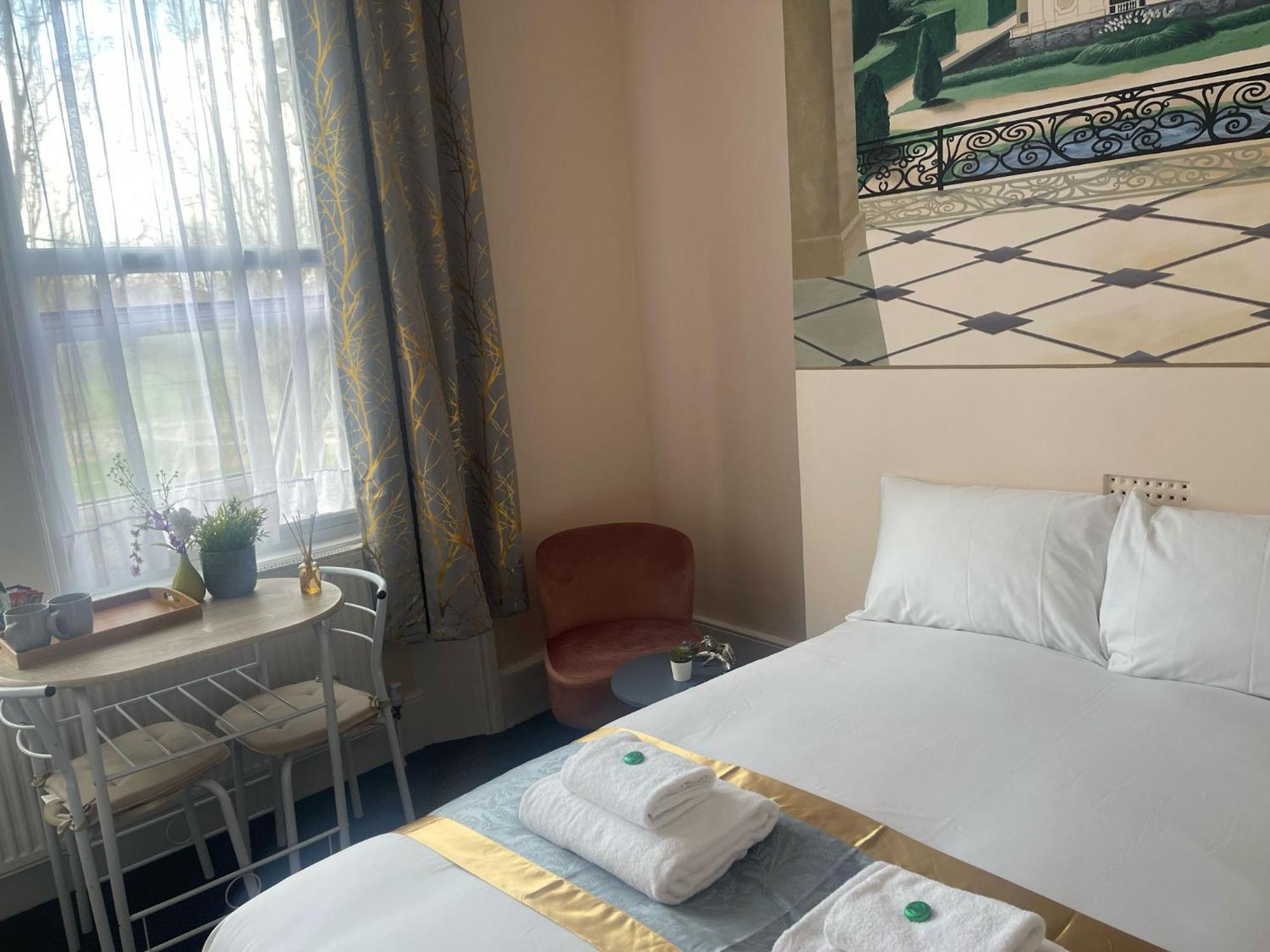 לונדון United Lodge Hotel מראה חיצוני תמונה