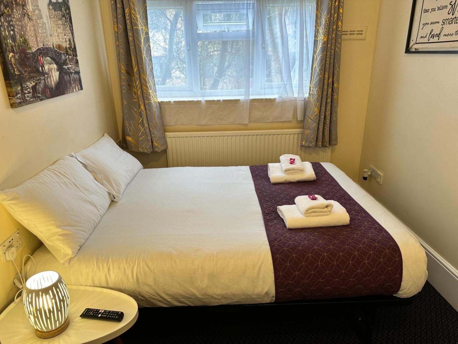 לונדון United Lodge Hotel מראה חיצוני תמונה