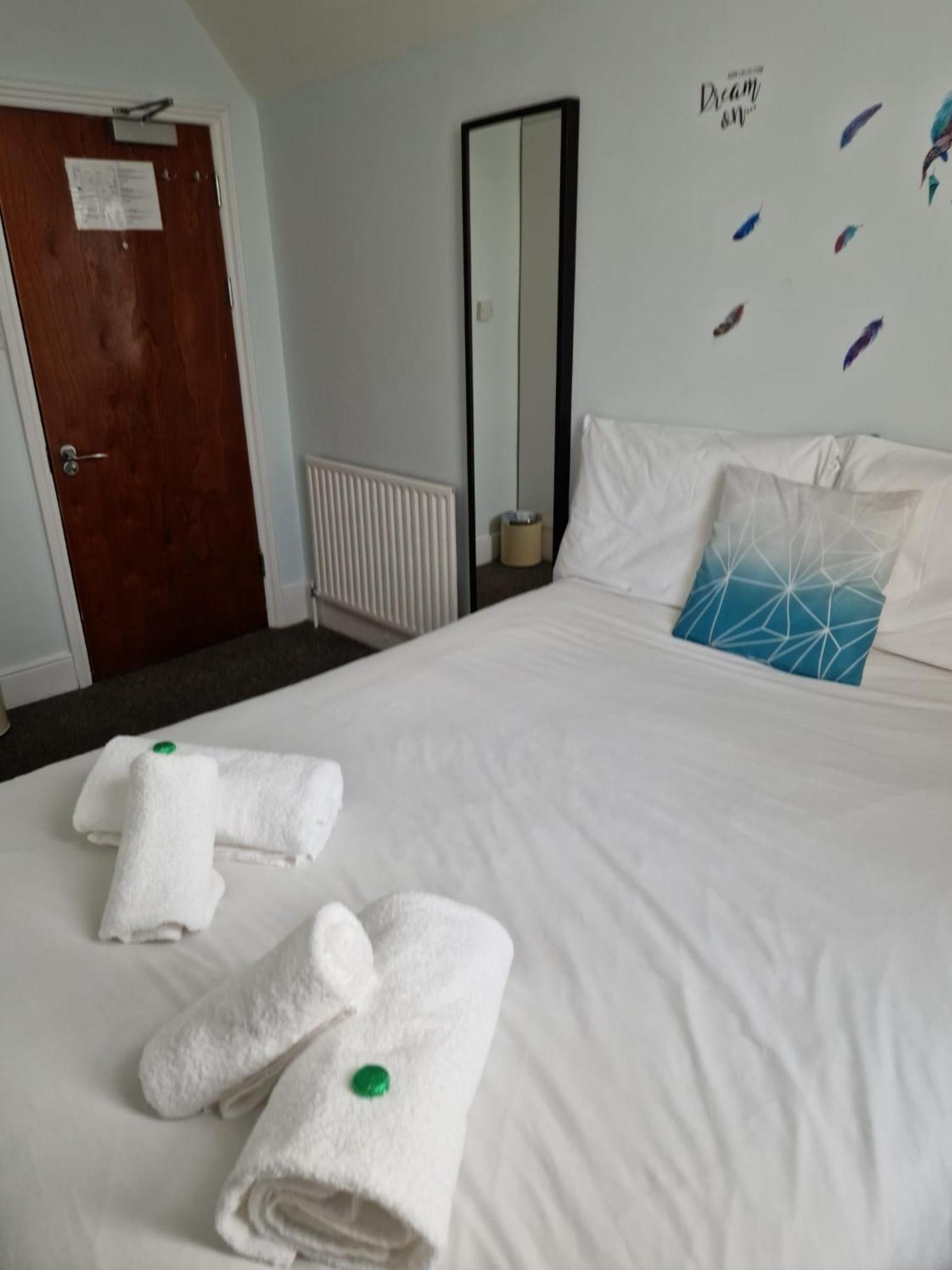 לונדון United Lodge Hotel מראה חיצוני תמונה