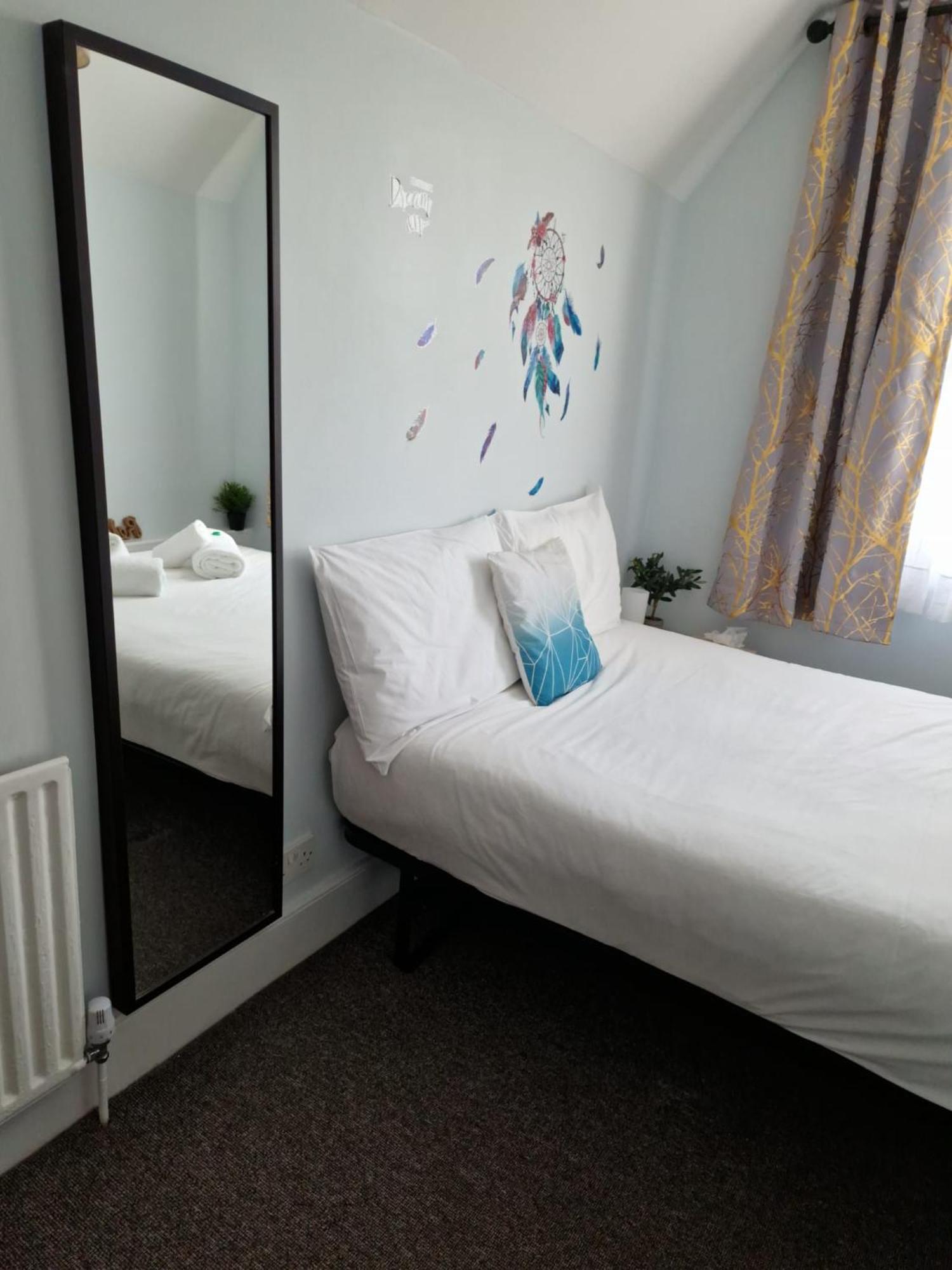 לונדון United Lodge Hotel מראה חיצוני תמונה