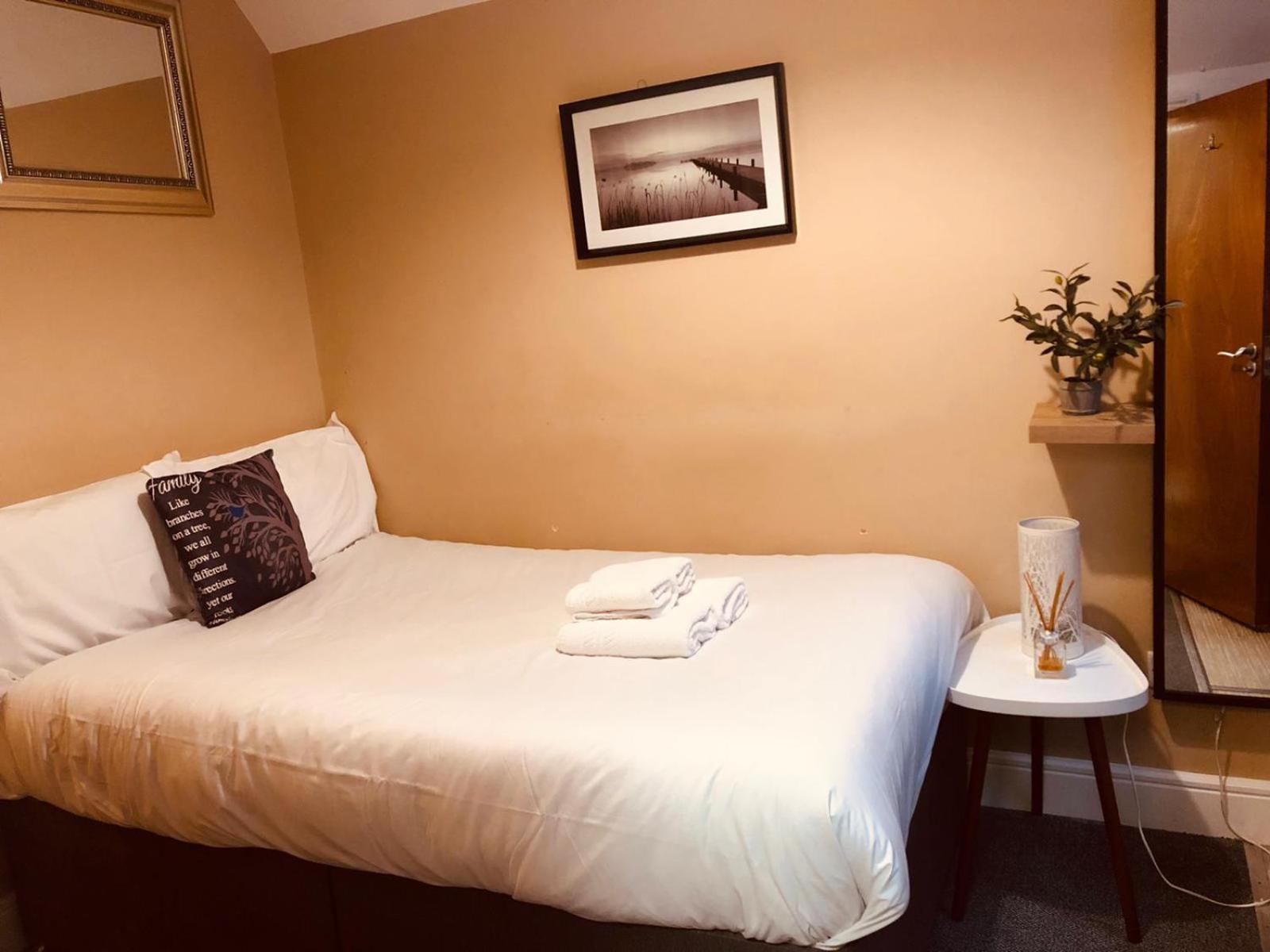 לונדון United Lodge Hotel מראה חיצוני תמונה
