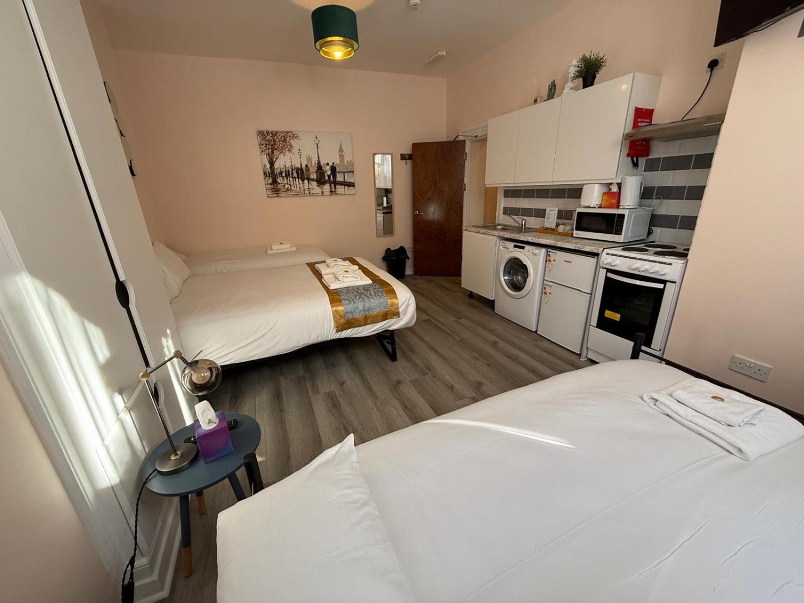 לונדון United Lodge Hotel מראה חיצוני תמונה